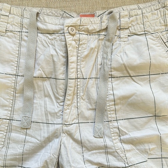 Nike Golf Shorts Off White/Gray PlaidCheck Pattern Zip Fly Hidden Adjustable Tie - Picture 4 of 11